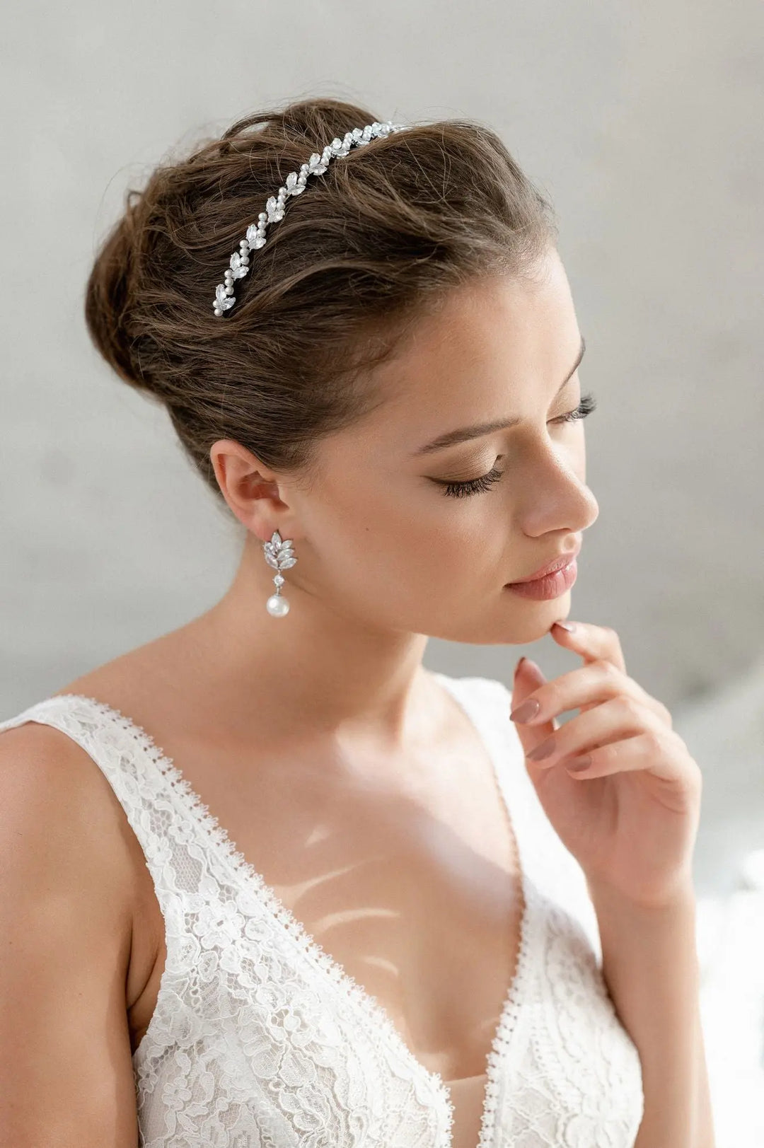 BOUCLES OREILLES MARIEE PERLES CRISTAUX RHODIUM — ER4153 G.Westerleigh
