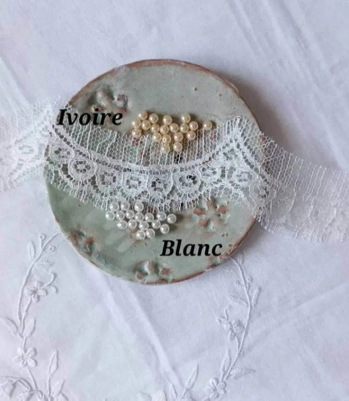 Bijou de dos nu, collier robe dos ouvert,chaîne argentée: Argenté/nacré Ivoire / Collier de dos L'atelier du 6