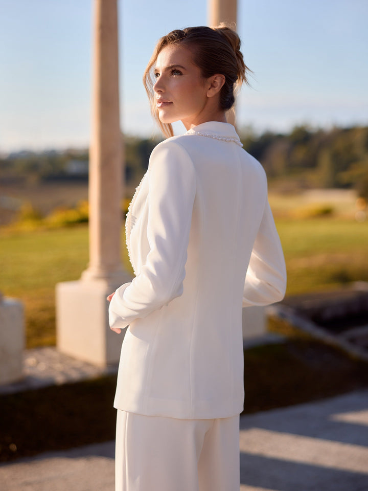 Blazer de mariée E526 ivoire vu de dos, crêpe mat et coupe droite