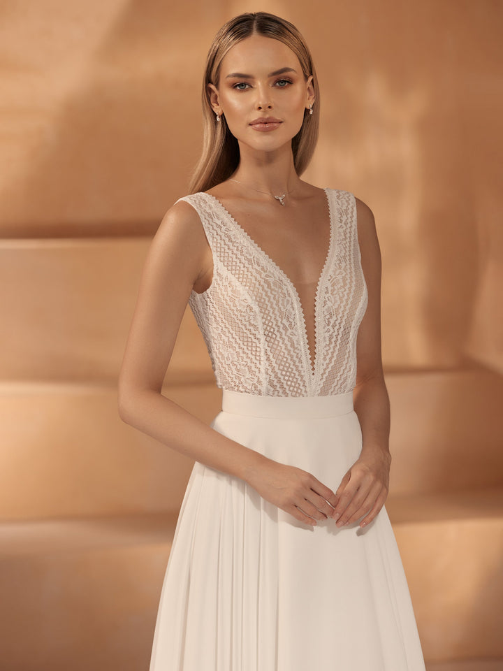 BODY DE MARIÉE E428 EN DENTELLE IVOIRE – SANS MANCHES Bianco Evento