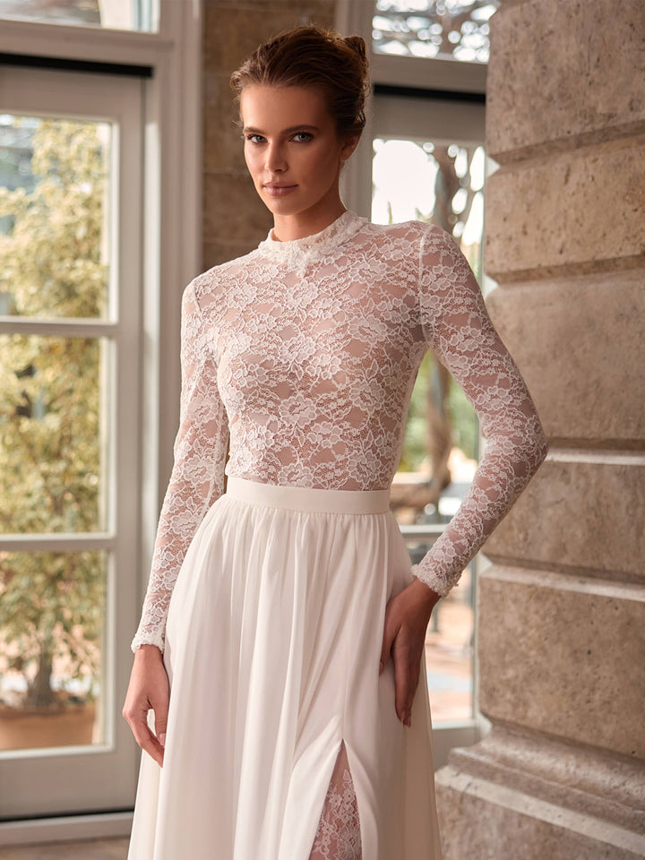 Body de mariée E518 porté en tenue de mariée deux pièces