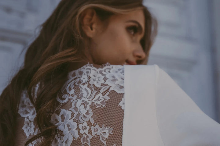 Body de mariée Regina BD33 crêpe dos en dentelle manches bouffantes Novias vue 4