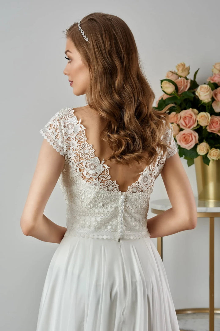 Boléro de mariée Audrey BK91 guipure dos en V Novias vue 2
