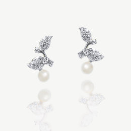 Boucles d'oreilles de mariée Aphrodite – perle et feuillage