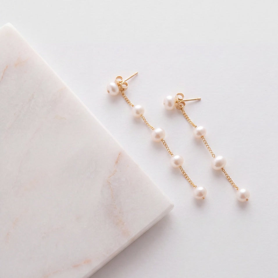 Boucles d'oreilles de mariée ER1030 – longues perles d'eau douce, dorées G.Westerleigh