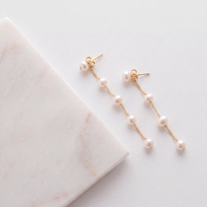 Boucles d'oreilles de mariée ER1030 – longues perles d'eau douce, dorées G.Westerleigh