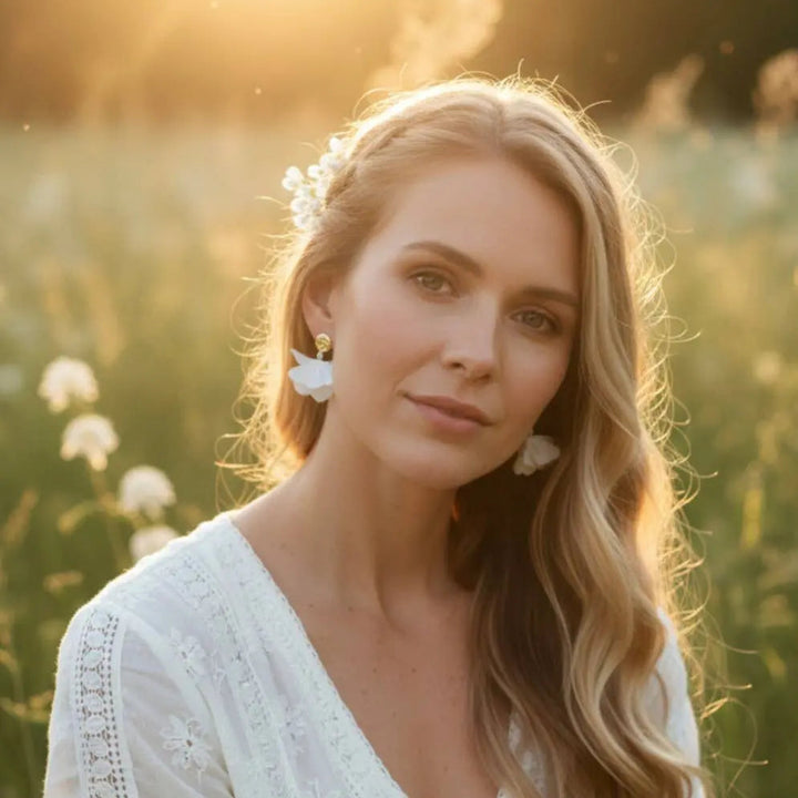 Boucles d'oreilles volutes- bijoux florale tissu blanc. : Argent L'atelier du 6