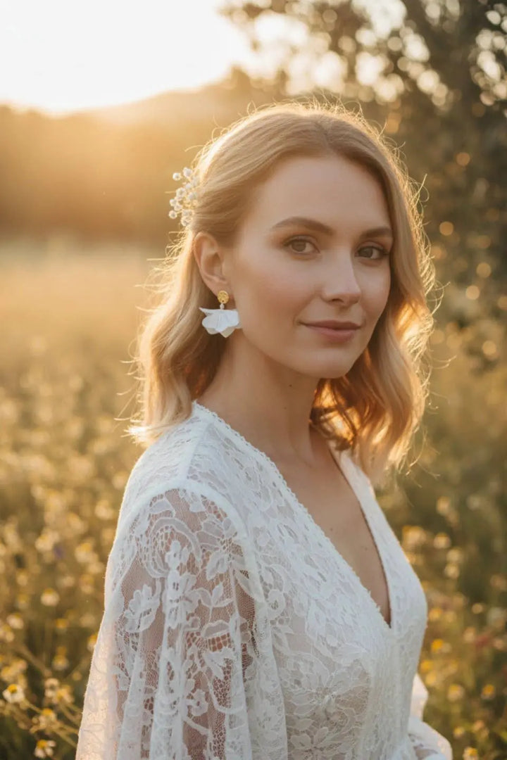 Boucles d'oreilles volutes- bijoux florale tissu blanc. : Argent L'atelier du 6