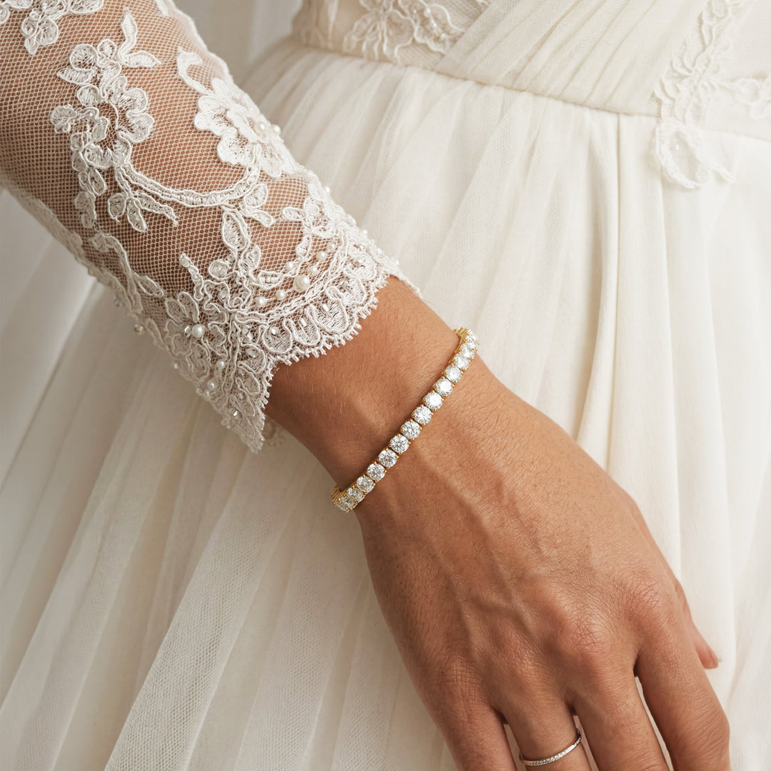 Détail du bracelet Imperial doré