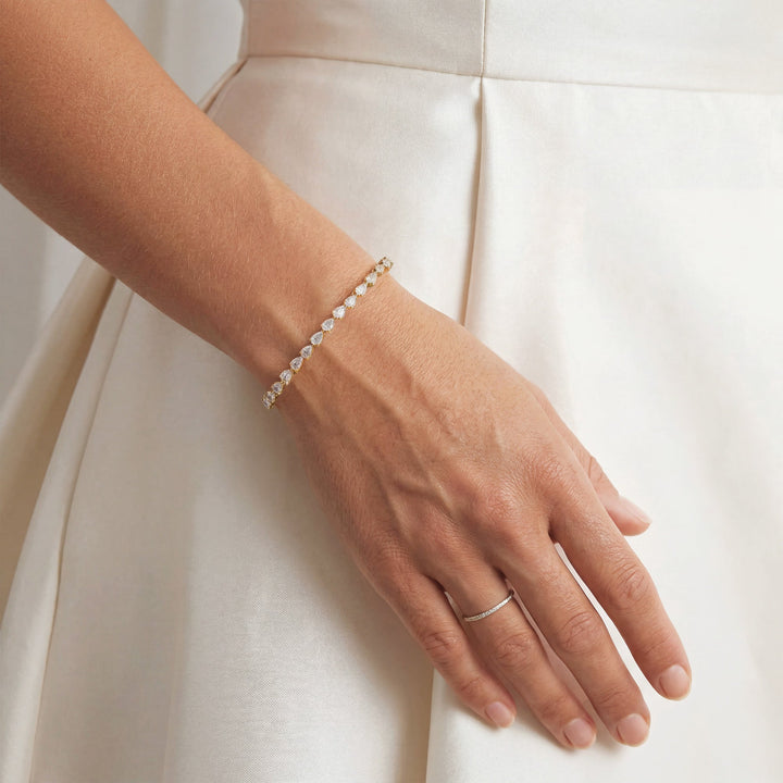 Détail du bracelet Manhattan doré