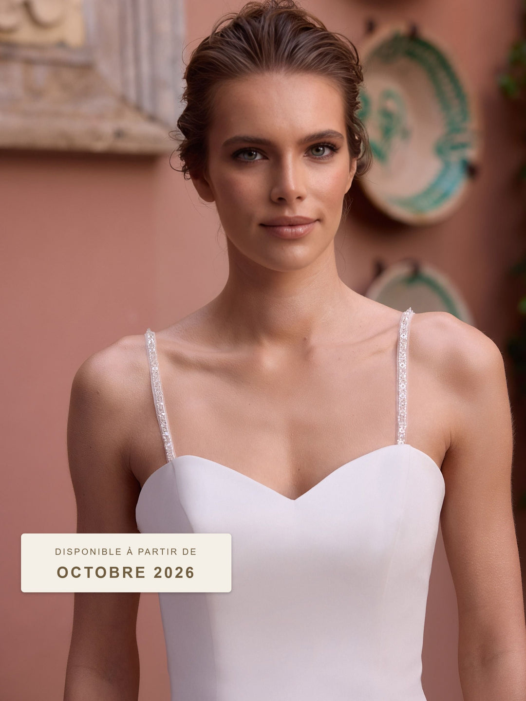 Bretelles de robe de mariée 17015 brodées de paillettes et de perles de verre, ivoire, disponibles à partir d'octobre 2026