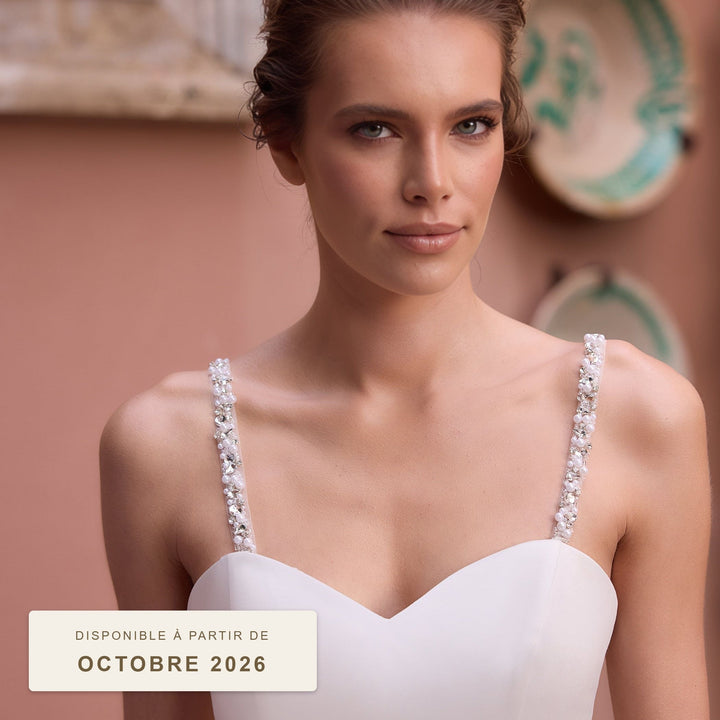 Bretelles de robe de mariée 17025 en tulle avec perles et strass, ivoire et argent, disponibles à partir d'octobre 2026