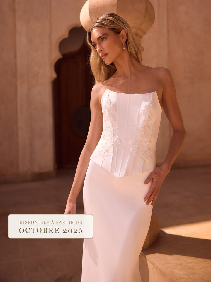 Bustier de mariée E551 en satin brodé ivoire, nouveauté Bianco Evento octobre 2026