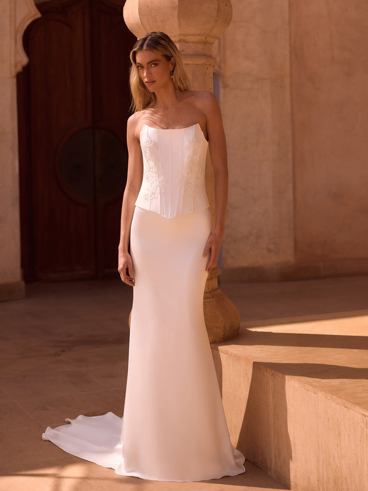 Dos zippé du bustier de mariée E551 en satin brodé