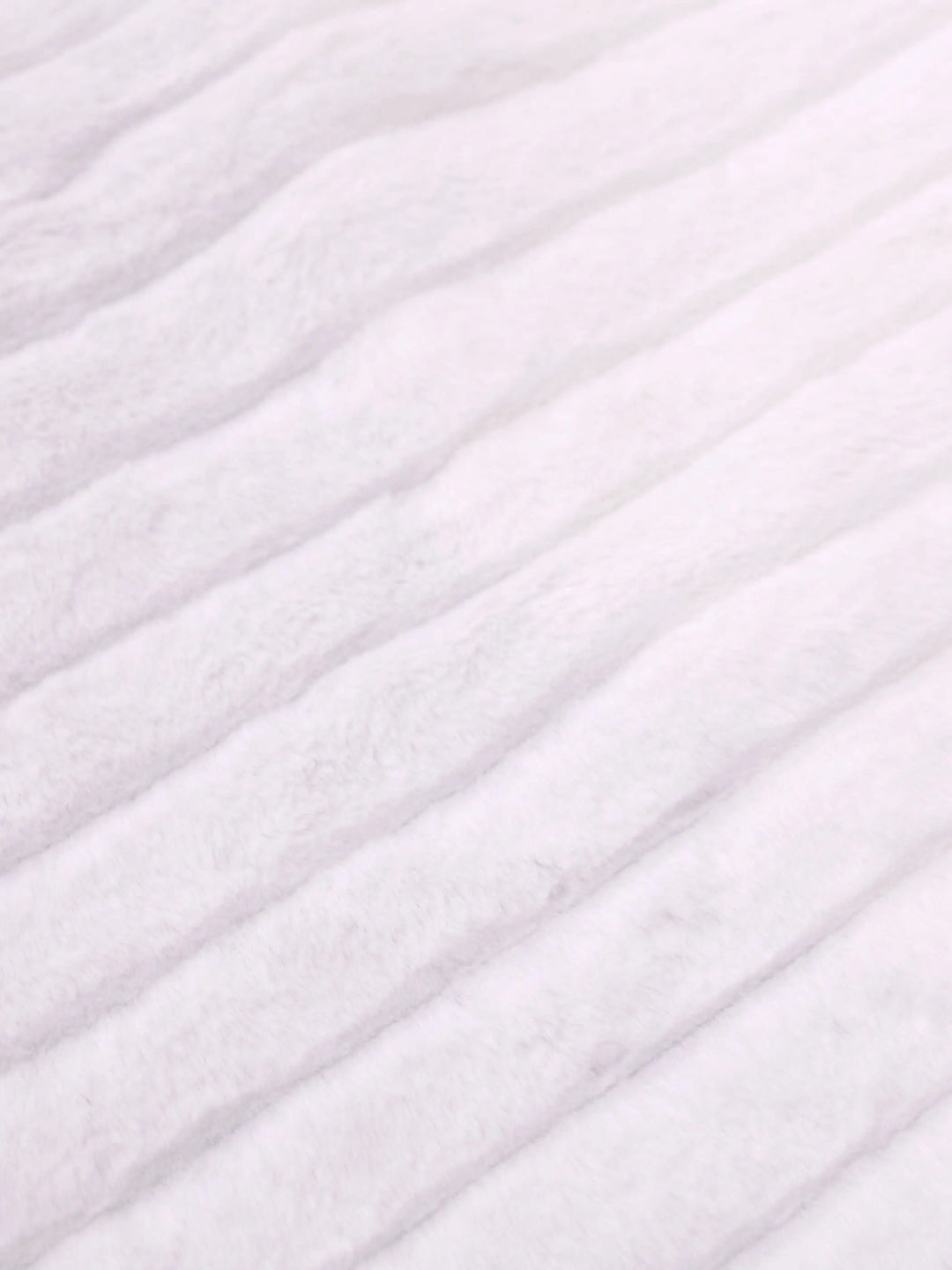 CAPE MARIÉE HIVER FOURURRE E329 BIANCO EVENTO