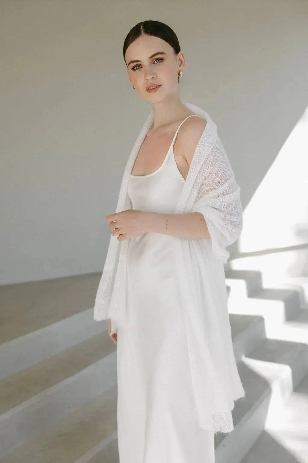 Châle de Mariage Transparent pour Mariée / HANNA: Off White 605 WOOL HOUSE