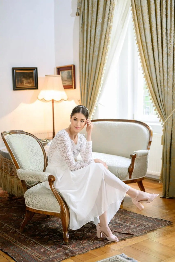 CHAUSSURES DE MARIÉE AMELIA – DAIM ROSE POUDRÉ À TALON BLOC CONFORTABLE G.Westerleigh