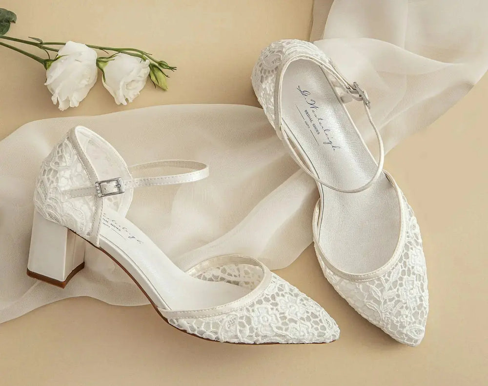 CHAUSSURES DE MARIÉE HOPE – DENTELLE AJOURÉE IVOIRE ET TALON BAS 6 CM G.Westerleigh