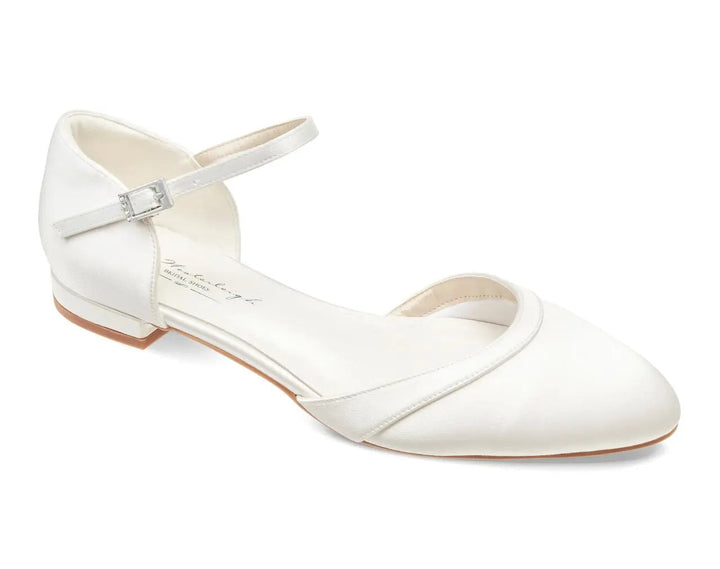 CHAUSSURES DE MARIÉE LISA – BALLERINES EN SATIN IVOIRE À TALON BAS G.Westerleigh