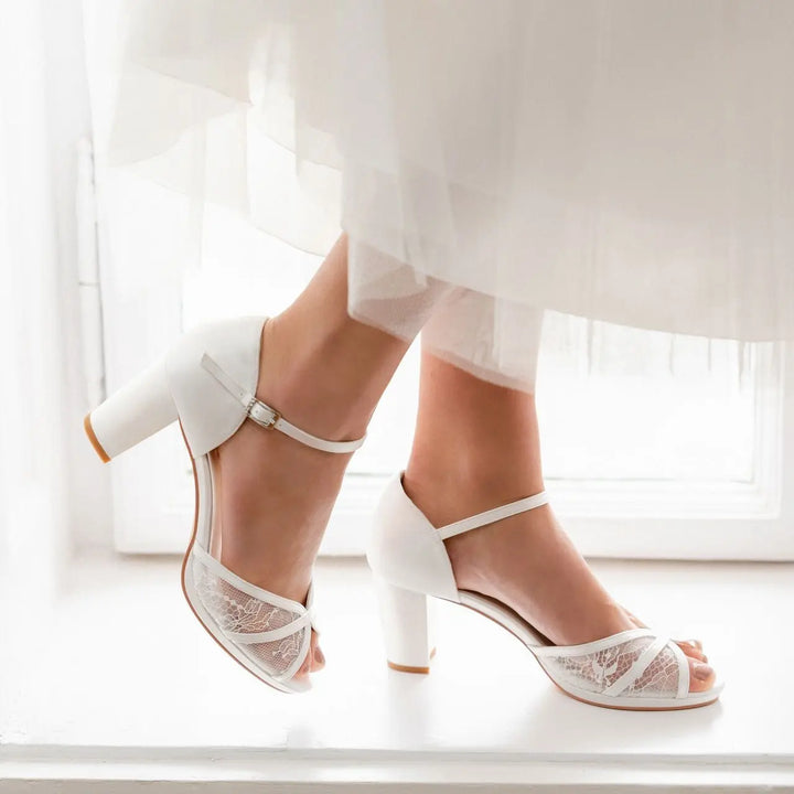 CHAUSSURES DE MARIÉE MADELINE – TALON COMPENSÉ DENTELLE TRANSLUCIDE G.Westerleigh