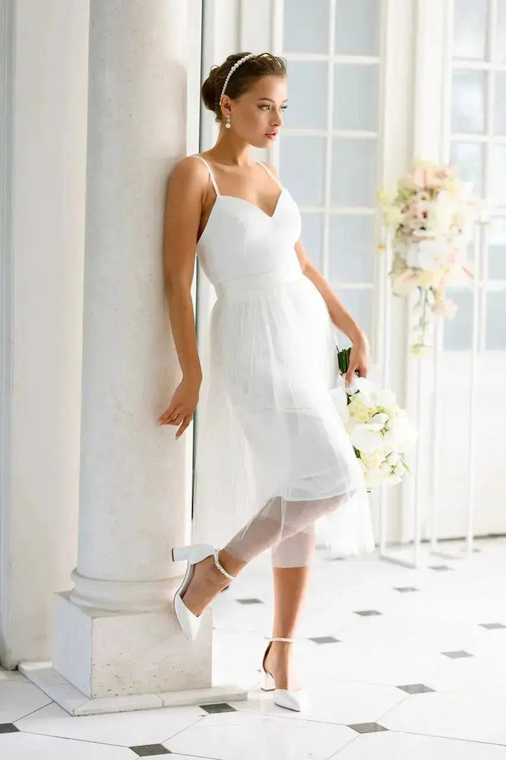 CHAUSSURES DE MARIÉE MADISON AVEC BRIDE EN PERLES D’EAU DOUCE – SATIN IVOIRE OU CHAMPAGNE G.Westerleigh