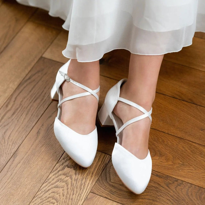 CHAUSSURES DE MARIÉE MARTHA – SATIN IVOIRE, TALON BLOC 4,8 CM, BRIDES CROISÉES G.Westerleigh