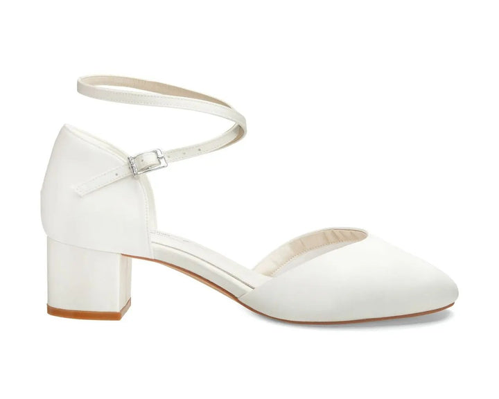 CHAUSSURES DE MARIÉE MARTHA – SATIN IVOIRE, TALON BLOC 4,8 CM, BRIDES CROISÉES G.Westerleigh