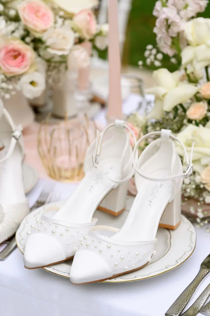 CHAUSSURES DE MARIÉE PEARL – TALONS CARRÉS AVEC PERLES ET TULLE G.Westerleigh