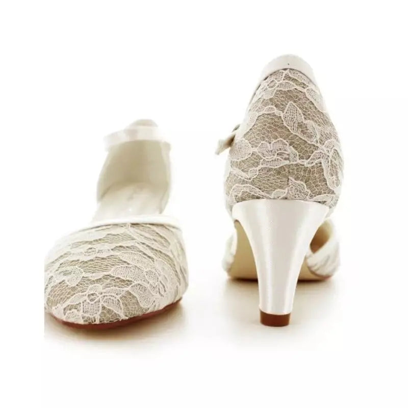 CHAUSSURES MARIÉE PAILLETTES DORÉES ET DENTELLE AURA WHITE LADY