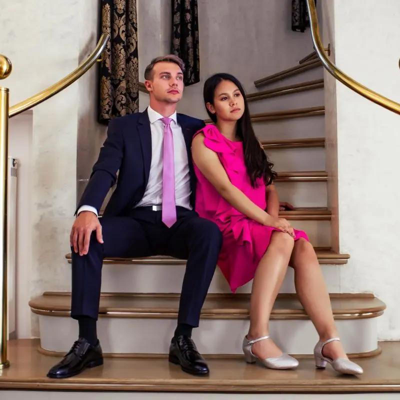 CHAUSSURES MILADY – ESCARPINS À PAILLETTES ARGENTÉES POUR PIEDS LARGES WHITE LADY