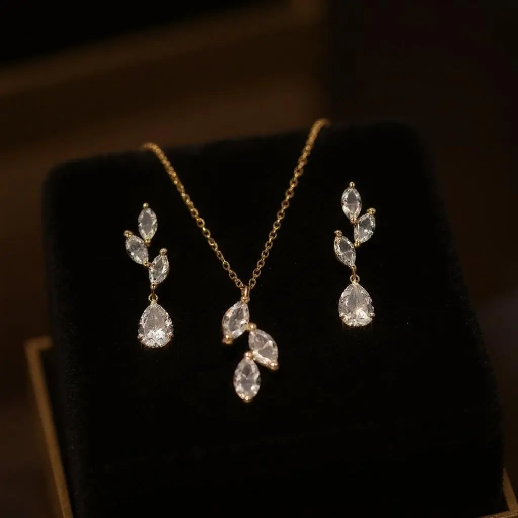 COLLECTION CZ - ENSEMBLE DE COLLIERS DAINTY ELEGANCE - CZNK204 GOLD Athena Bridal Jewellery