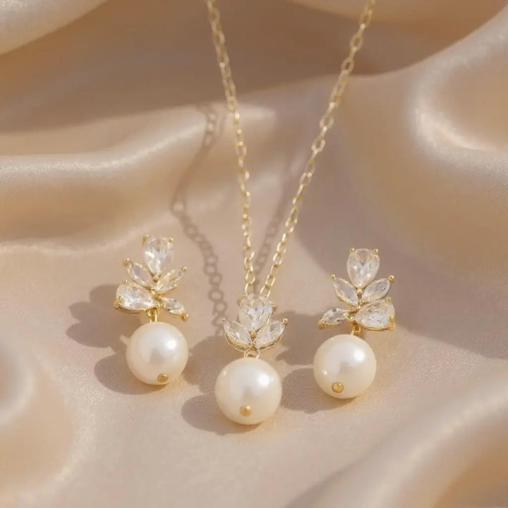 COLLECTION CZ - ENSEMBLE DE COLLIERS VINTAGE SCINTILLANTS - OR CZNK253 Athena Bridal Jewellery