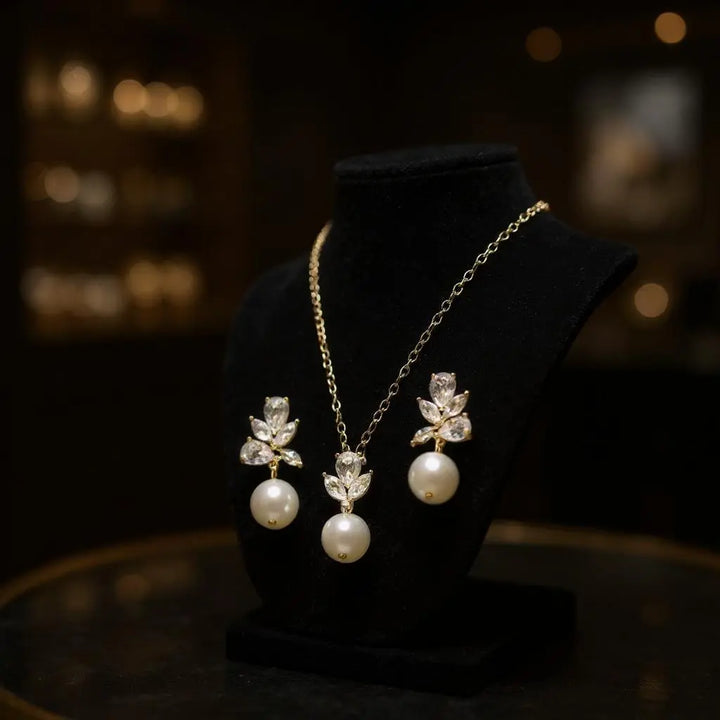 COLLECTION CZ - ENSEMBLE DE COLLIERS VINTAGE SCINTILLANTS - OR CZNK253 Athena Bridal Jewellery