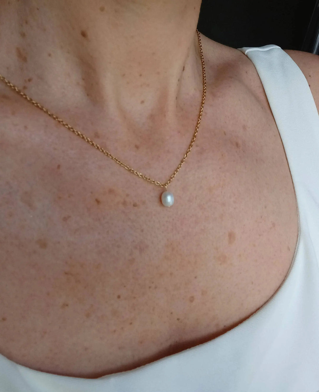 Collier De Dos Nu Fin À Perles De Culture Blanc Naturel- Bij L'atelier du 6