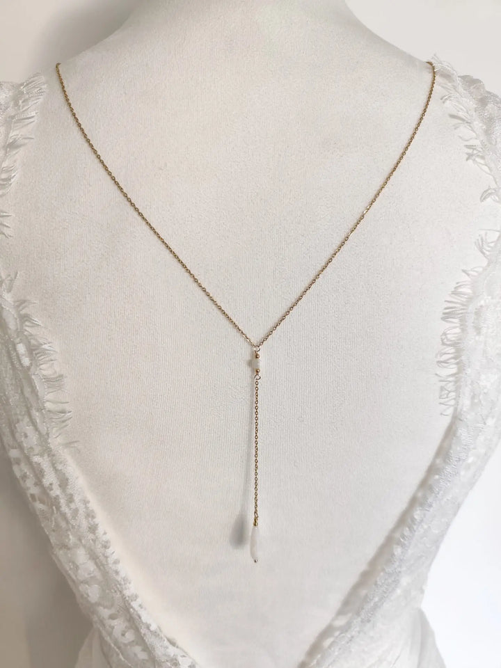 COLLIER DE DOS MARIÉE PERLES NACRÉES JOSÉPHINE Petite Léonie
