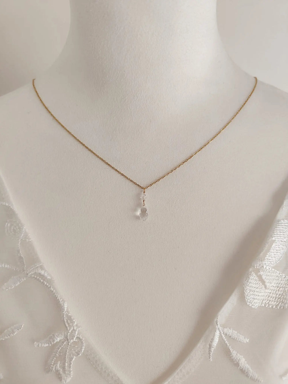 COLLIER DE DOS PERLES CRISTAL —  OPHÉLIE LEO