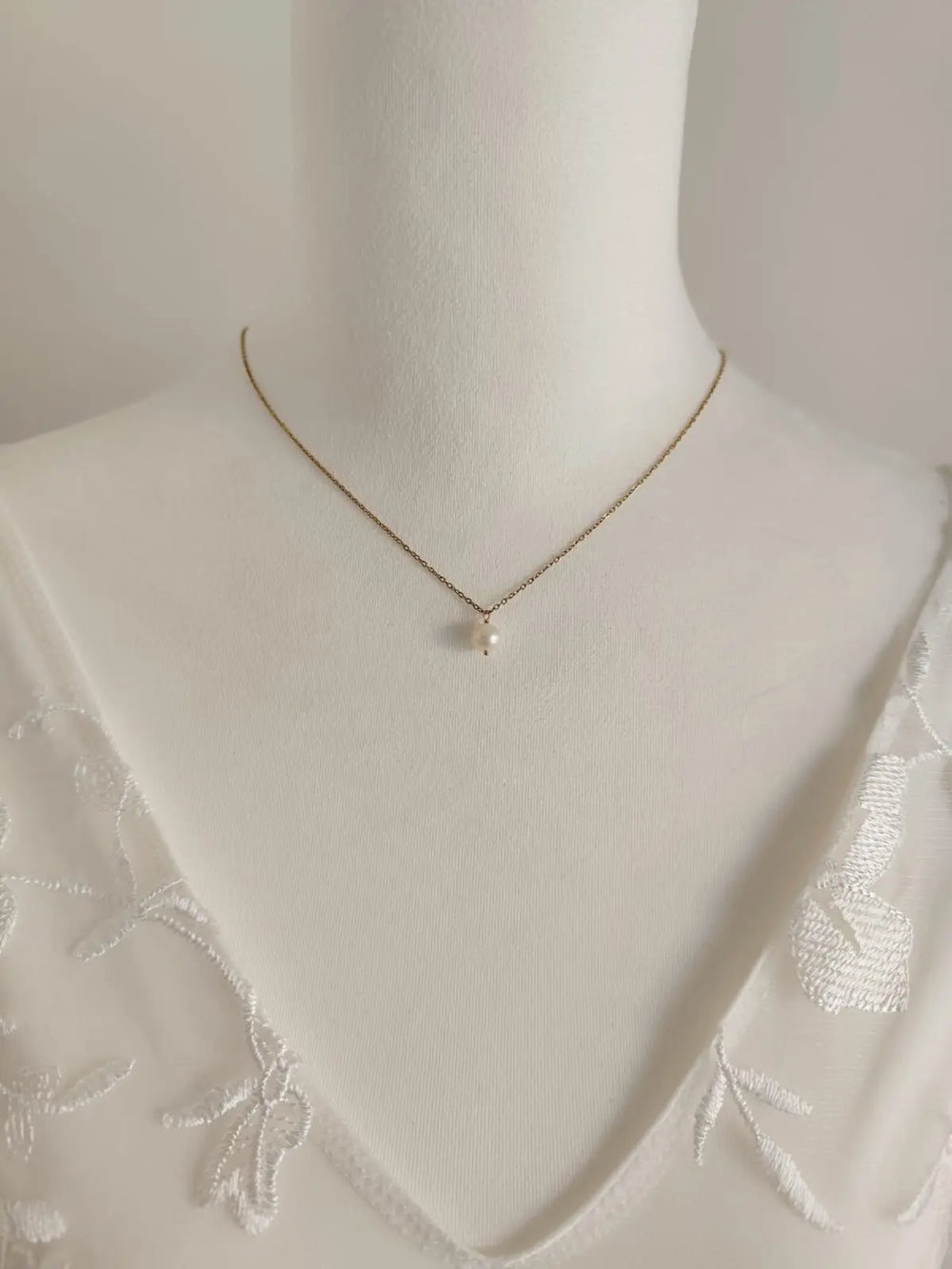 COLLIER DE DOS PERLES D’EAU DOUCE — AGNÈS Petite Léonie