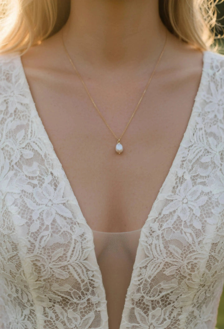 Collier perle de culture, collier perle pendante.: Or L'atelier du 6