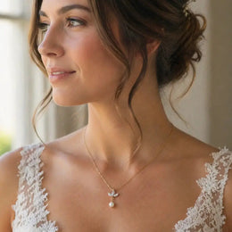 Collier de mariée Angélique – fleur strass et perles