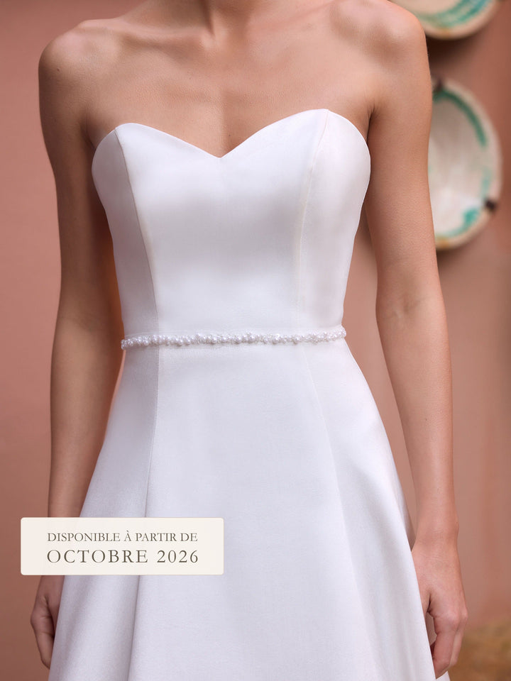Ceinture de mariée PA207 fine ligne de perles portée à la taille