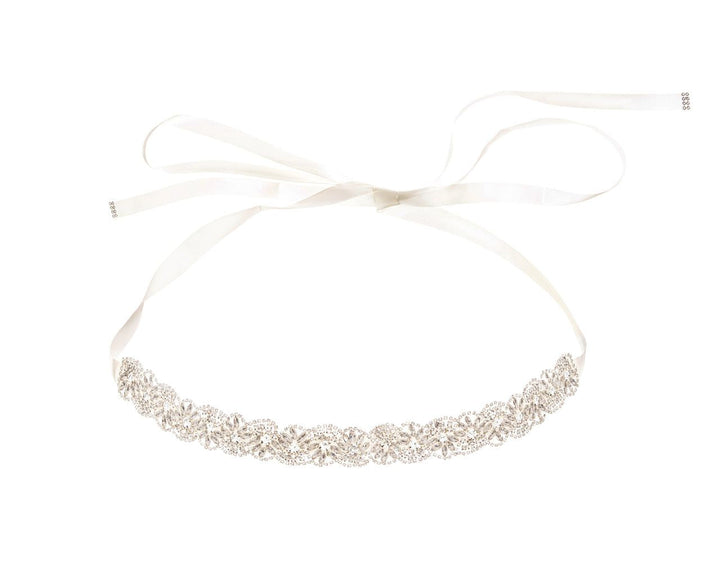Ceinture de mariée WS-J120 en cristaux argent portée sur une robe