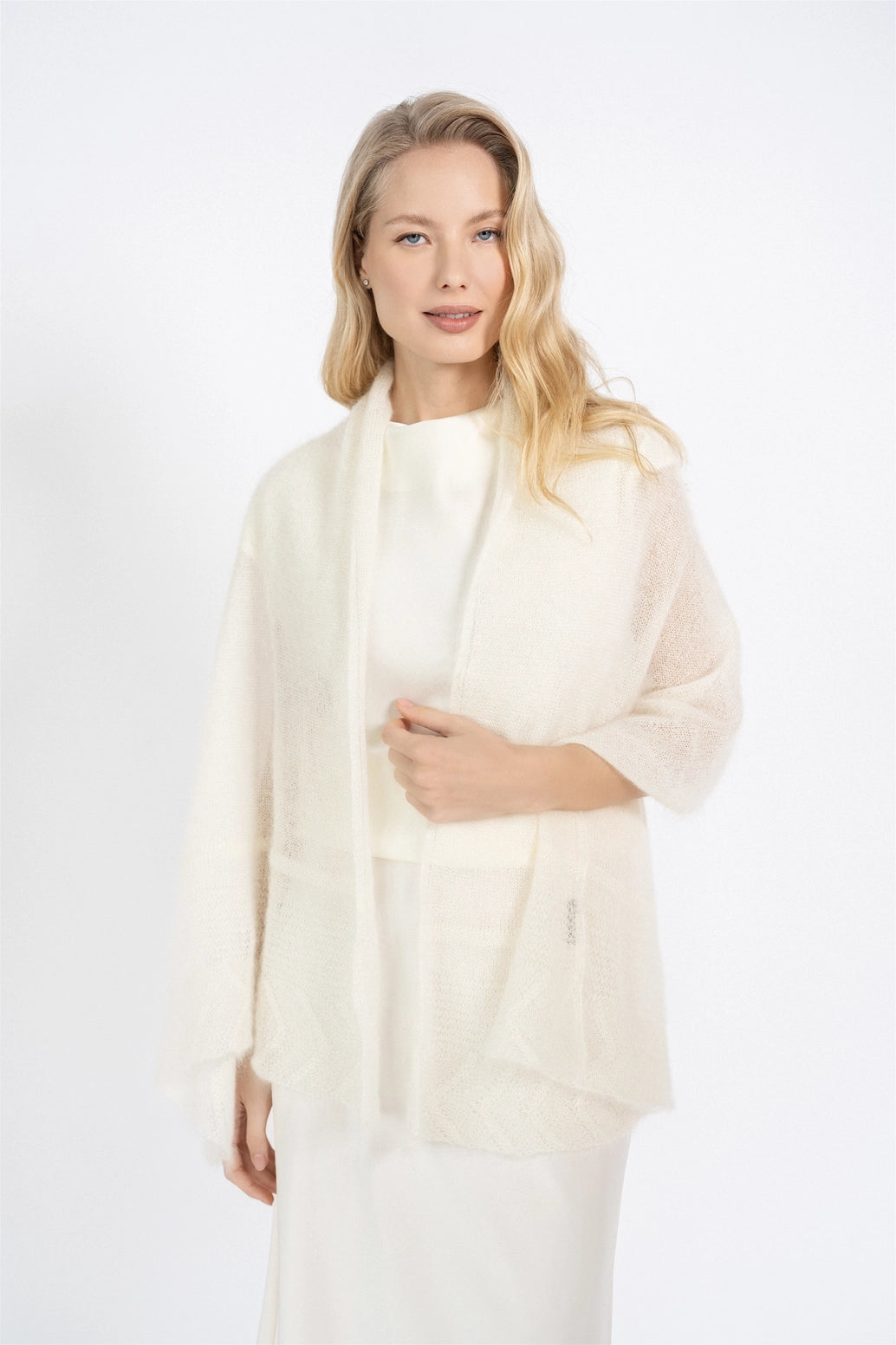 Châle de mariée Hanna – superkid mohair, ivoire WOOL HOUSE