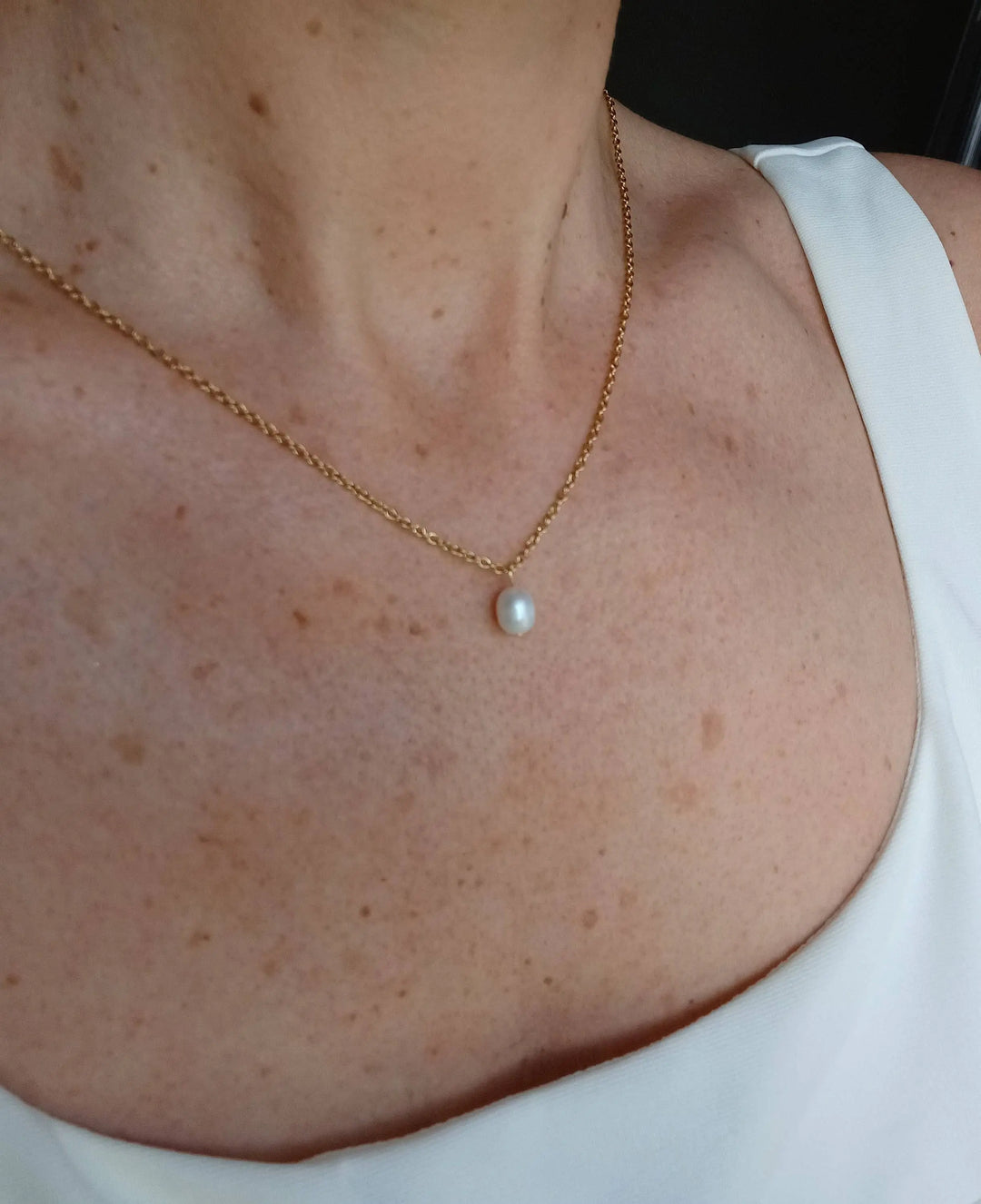Collier De Dos Nu Fin À Perles De Culture Blanc Naturel- Bij L'atelier du 6