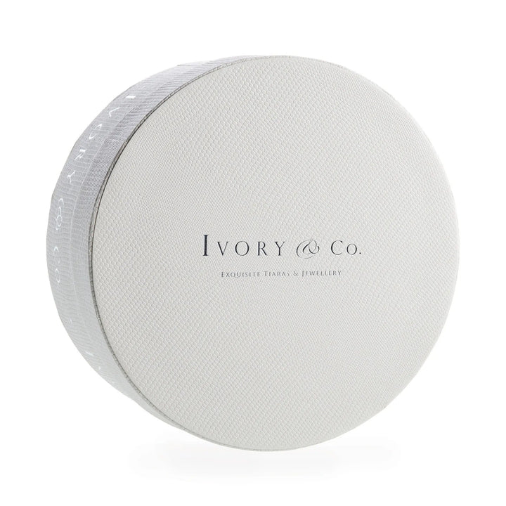 DIADÈME VALKYRIE – FEUILLES DE CHÊNE ET CRISTAUX AUTRICHIENS Ivory and co