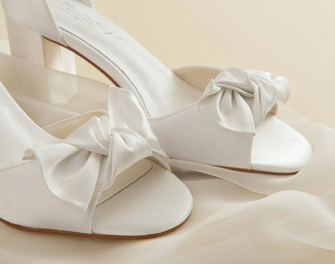 DIANE – SANDALES DE MARIÉE AVEC NOEUD EN SATIN BLANC IVOIRE G.Westerleigh