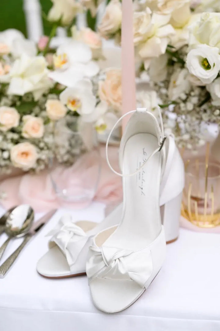 DIANE – SANDALES DE MARIÉE AVEC NOEUD EN SATIN BLANC IVOIRE G.Westerleigh
