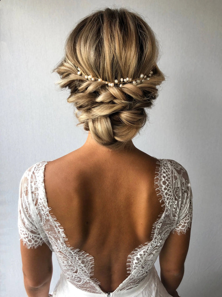 Dinja Hairvine Gold - bijoux pour cheveux de mariée SallyJaneBridal