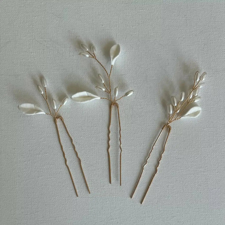 Lot de 3 épingles à cheveux de mariée Luna en perles et feuilles blanches, finition or
