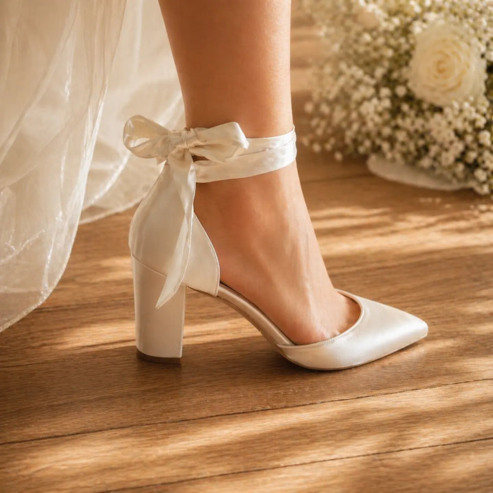 ESCARPINS MARIÉE NATACHA 623 SATIN IVOIRE TEINTABLE – RUBANS EN SATIN WHITE LADY