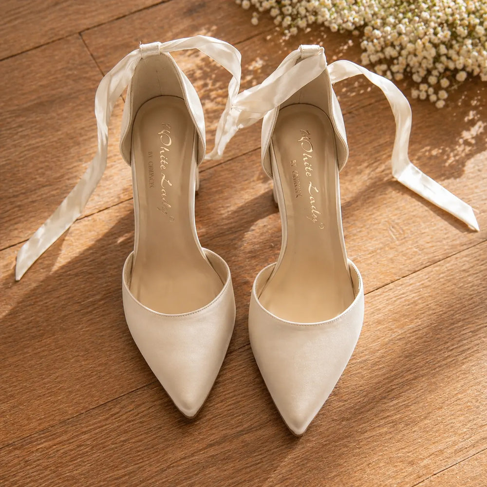 ESCARPINS MARIÉE NATACHA 623 SATIN IVOIRE TEINTABLE – RUBANS EN SATIN WHITE LADY